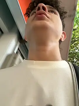 Snapshot of Nathan_Bluee chatting on 09/19/25, 11:22 Nathan Bluee online show from 09/19/25, 11:22