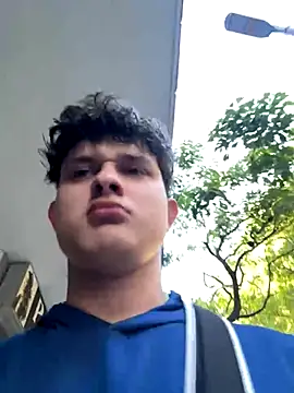 Snapshot of Nathan_Bluee chatting on 09/21/25, 11:23 Nathan Bluee online show from 09/21/25, 11:23