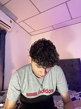 Nathan Bluee online show from 11/05/25, 03:01