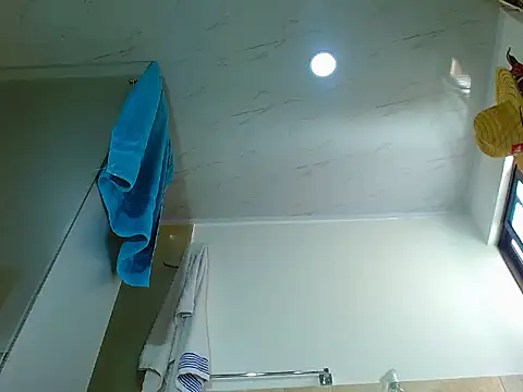 Snapshot of hornymilf_69xxx chatting on 12/12/24, 06:31 hornymilf 69xxx online show from 12/12/24, 06:31