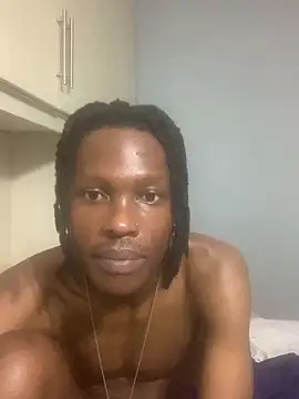 Snapshot of MluTheFixer chatting on 12/30/24, 07:00 MluTheFixer online show from 12/30/24, 07:00