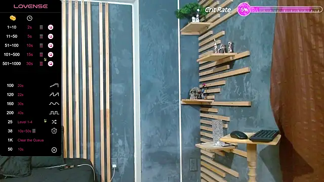 alexxis 26 online show from 12/18/24, 06:32