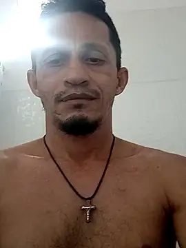 Snapshot of dotado20robson chatting on 01/07/26, 05:04 dotado20robson online show from 01/07/26, 05:04