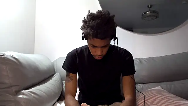 Skinnyblackman online show from 10/09/25, 10:19