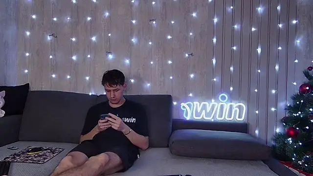 wineandboobss online show from 12/30/24, 03:35