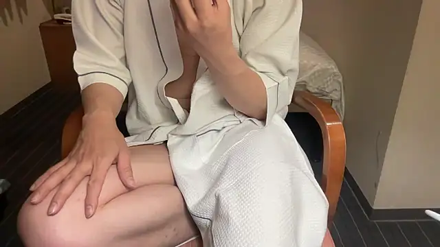 Snapshot of atom0407 chatting on 02/19/25, 02:34 atom0407 online show from 02/19/25, 02:34