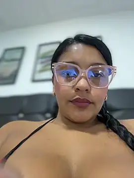 Snapshot of anaesca chatting on 07/14/26, 02:12 anaesca online show from 07/14/26, 02:12