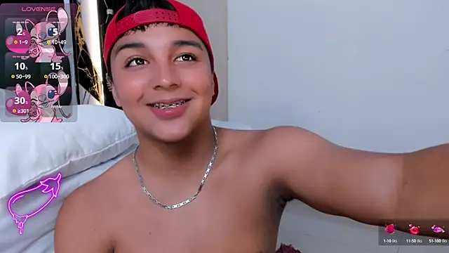 Snapshot of Seductivo_jr chatting on 02/05/25, 01:54 Seductivo jr online show from 02/05/25, 01:54