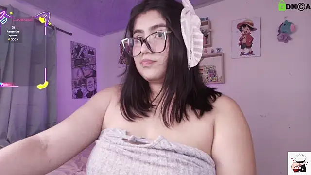 Snapshot of juli_juliana chatting on 03/08/26, 04:49 juli juliana online show from 03/08/26, 04:49