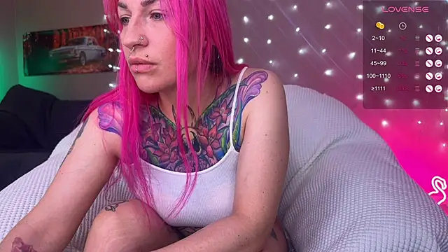 Tanya Acid online show from 06/11/26, 05:05