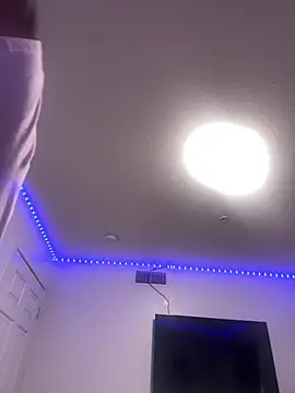 Prettynthick12 online show from 06/19/26, 11:30
