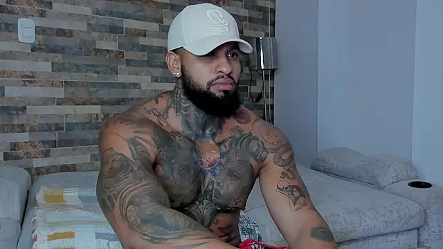 Snapshot of zaiin_diesel chatting on 03/22/25, 01:11 zaiin diesel online show from 03/22/25, 01:11