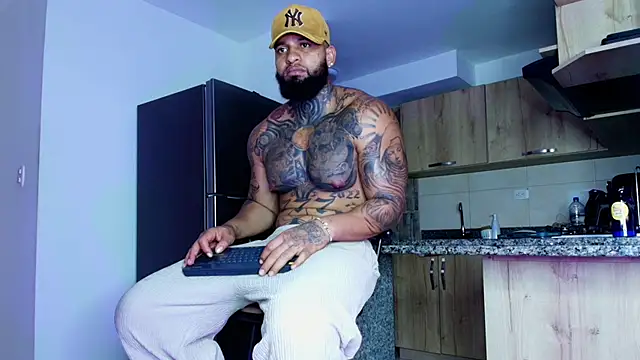 Snapshot of zaiin_diesel chatting on 09/15/25, 05:57 zaiin diesel online show from 09/15/25, 05:57