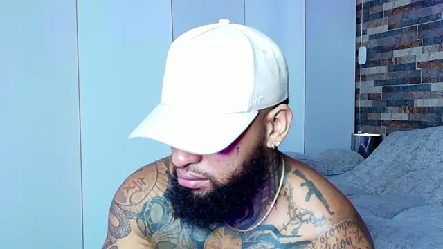 Snapshot of zaiin_diesel chatting on 09/19/25, 12:34 zaiin diesel online show from 09/19/25, 12:34