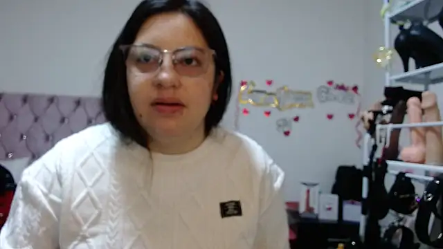 lanaqueen699 online show from 12/05/25, 12:25