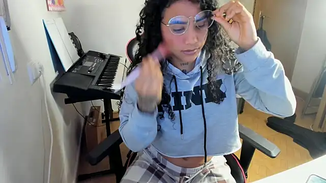 Ama music online show from 10/08/25, 07:39