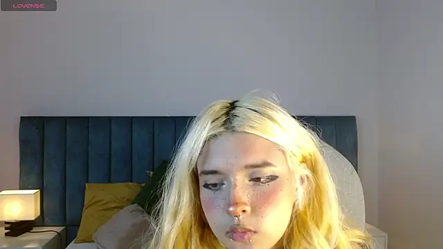 april bunnyy online show from 03/13/25, 03:50