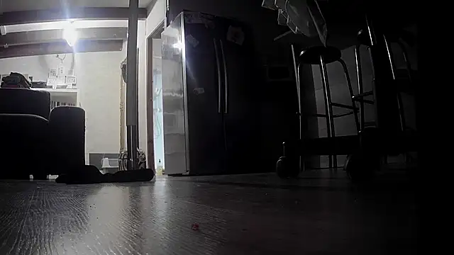 Snapshot of FLakiReve chatting on 10/30/25, 05:35 FLakiReve online show from 10/30/25, 05:35