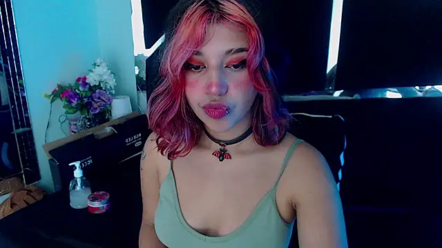 UnderBaby  online show from 01/13/25, 08:15