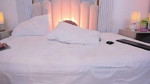 OSHUN  online show from 02/26/25, 03:19