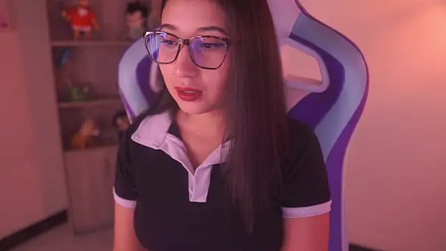 Snapshot of Sunny_flower_ chatting on 01/14/26, 01:11 Sunny flower online show from 01/14/26, 01:11