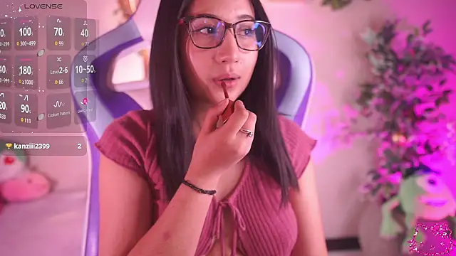 Snapshot of Sunny_flower_ chatting on 03/13/26, 03:46 Sunny flower online show from 03/13/26, 03:46