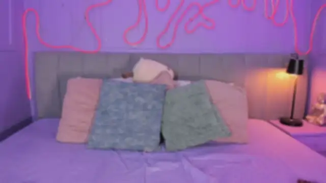 Mai higurashi online show from 11/28/25, 07:49