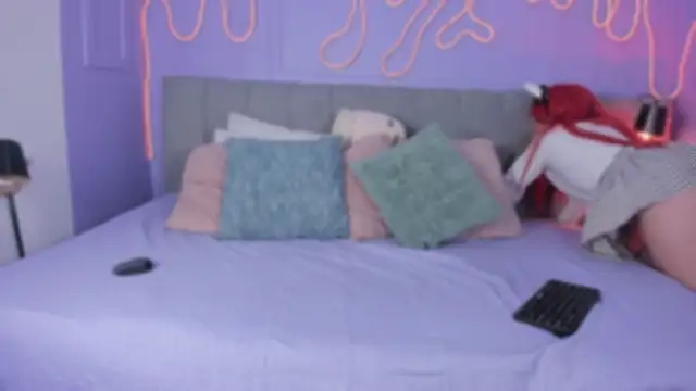 Mai higurashi online show from 12/17/25, 07:53