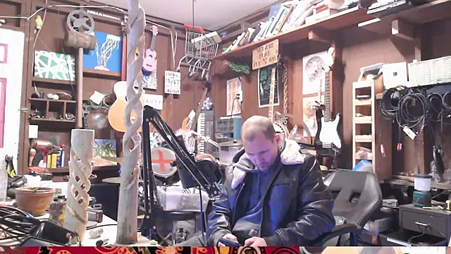 itsjameswebbscope online show from 12/15/25, 07:18