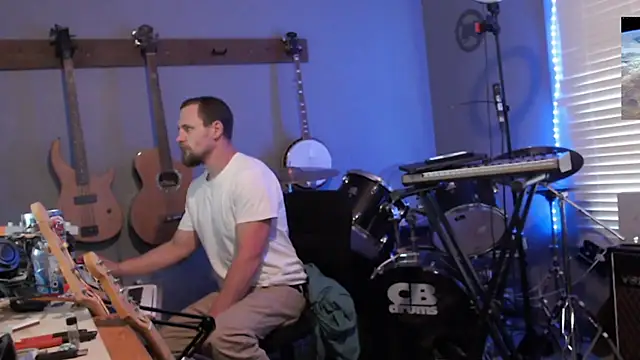 Snapshot of itsjameswebbscope chatting on 03/05/26, 06:37 itsjameswebbscope online show from 03/05/26, 06:37