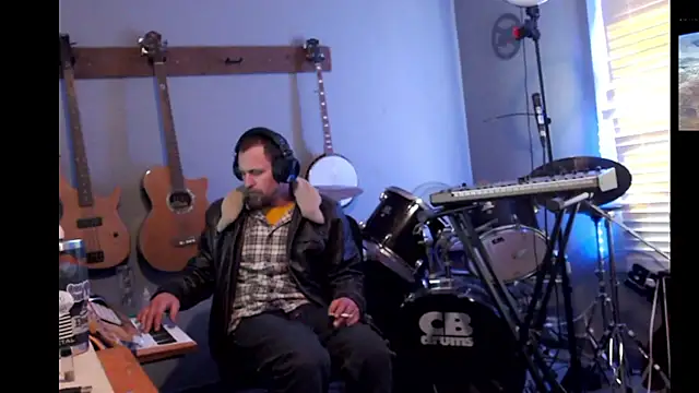 Snapshot of itsjameswebbscope chatting on 03/06/26, 04:03 itsjameswebbscope online show from 03/06/26, 04:03