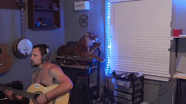 itsjameswebbscope online show from 05/12/26, 08:33