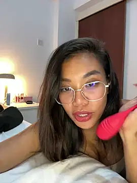 NaughtyMe online show from 01/05/25, 07:28