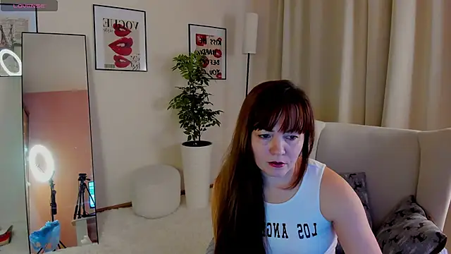 VanessaSmuth online show from 12/03/25, 03:03