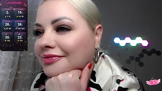 Snapshot of JewellKiss7 chatting on 01/22/25, 07:24 JewellKiss7 online show from 01/22/25, 07:24