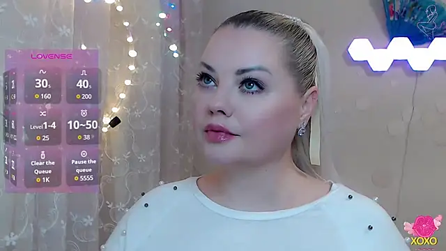 Snapshot of JewellKiss7 chatting on 02/09/26, 05:39 JewellKiss7 online show from 02/09/26, 05:39