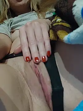 Linda 999 online show from 02/10/25, 04:14