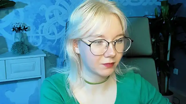 Snapshot of NancyMartinez chatting on 01/17/25, 08:13 NancyMartinez online show from 01/17/25, 08:13