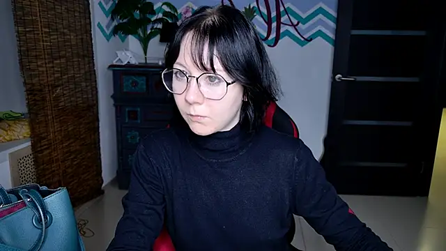 Snapshot of NancyMartinez chatting on 09/17/25, 01:02 NancyMartinez online show from 09/17/25, 01:02