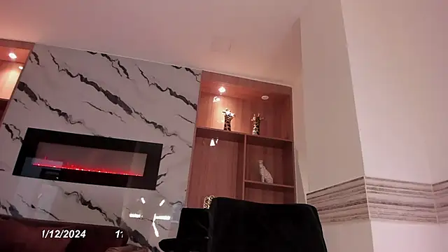 Isabel Escorcia online show from 12/12/24, 04:59