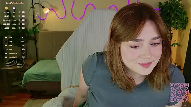 Snapshot of cosycute_ chatting on 04/20/26, 06:31 cosycute online show from 04/20/26, 06:31