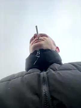 red red00 online show from 12/22/25, 12:35