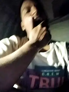 Snapshot of Nzfl97 chatting on 02/13/25, 04:28 Nzfl97 online show from 02/13/25, 04:28