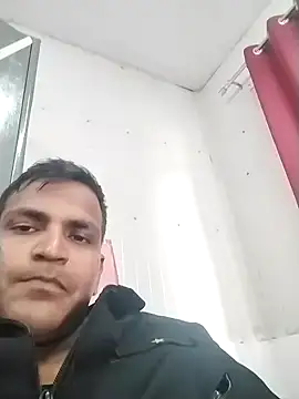 Snapshot of Nzfl97 chatting on 02/17/25, 11:44 Nzfl97 online show from 02/17/25, 11:44