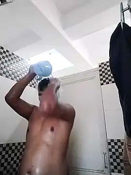 Snapshot of Nzfl97 chatting on 02/18/25, 02:38 Nzfl97 online show from 02/18/25, 02:38