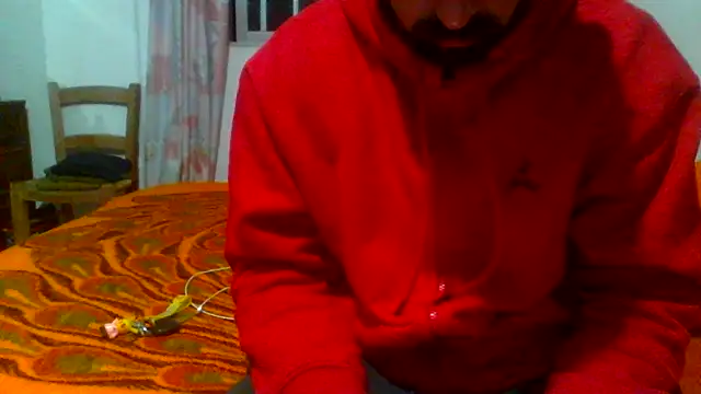 Snapshot of petan33 chatting on 10/16/25, 06:20 petan33 online show from 10/16/25, 06:20