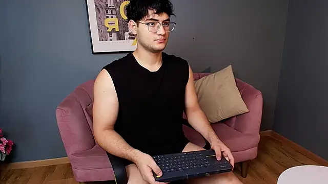 Snapshot of Mark_Evans1_ chatting on 03/05/25, 02:34 Mark Evans1  online show from 03/05/25, 02:34