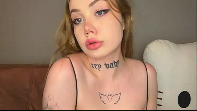 hanna cry baby online show from 01/31/26, 08:29