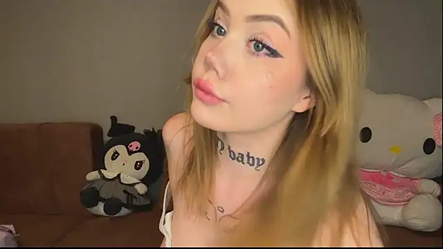 Snapshot of hanna_cry_baby chatting on 02/07/26, 08:12 hanna cry baby online show from 02/07/26, 08:12