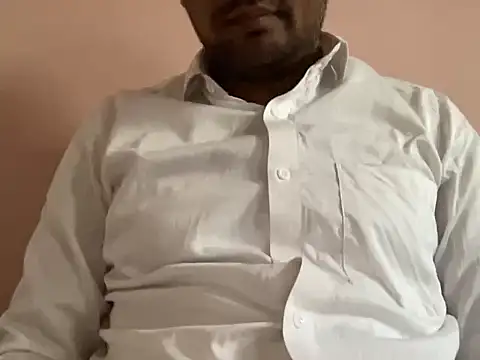 Snapshot of NiceBoy9099 chatting on 02/18/26, 05:36 NiceBoy9099 online show from 02/18/26, 05:36